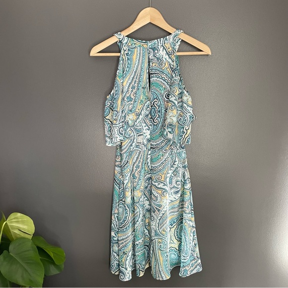 White House Black Market Cold Shoulder Paisley Dress - Picture 5 of 6